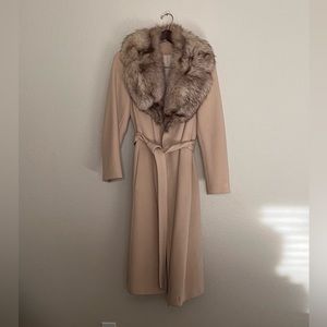 Vintage cashmere coat with real fox fur